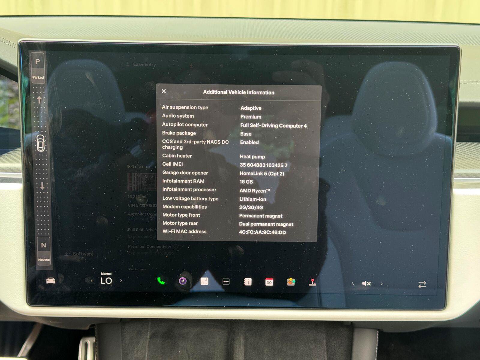 Used 2024 Tesla Model S Plaid AWD/4WD image 32