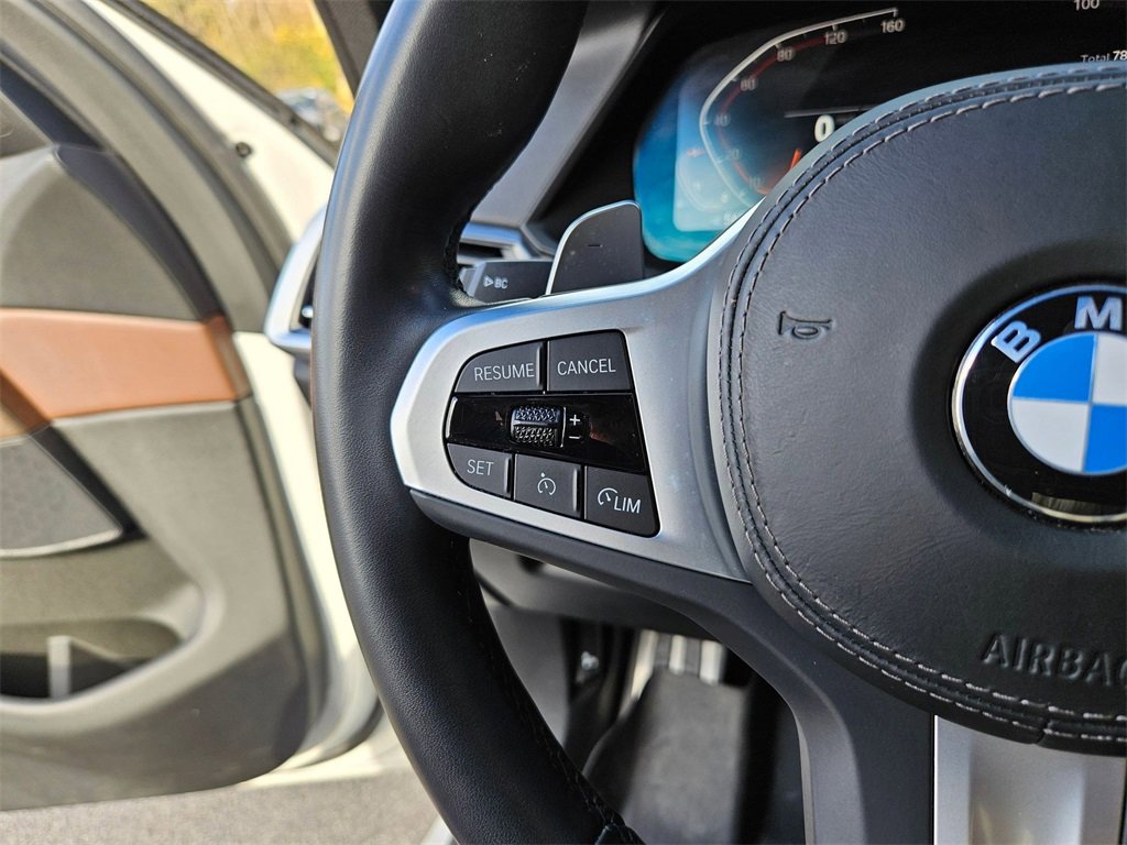 Used 2023 BMW X5 xDrive40i w/ M Sport Package image 11