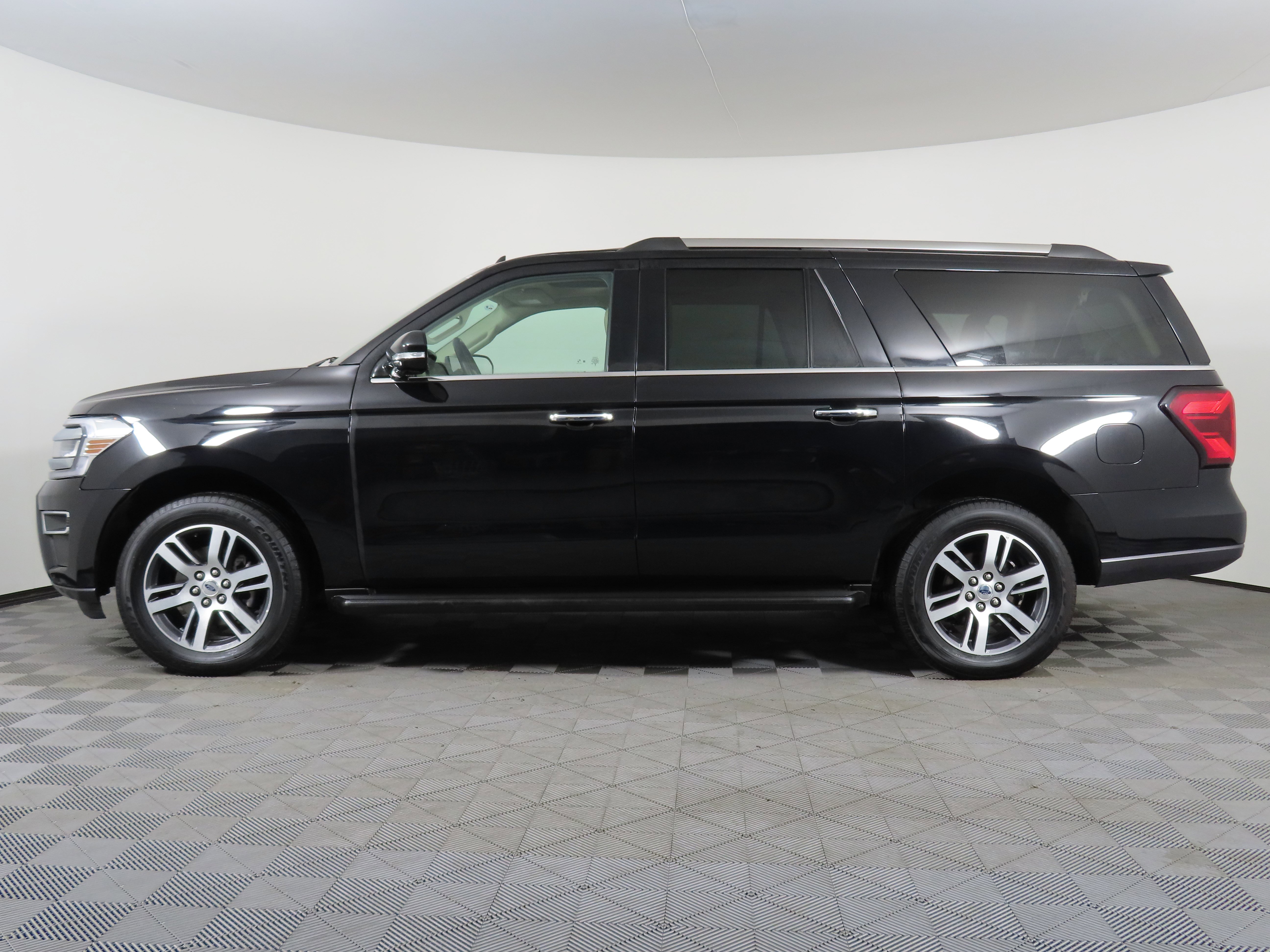 Used 2024 Ford Expedition Max Limited image 44