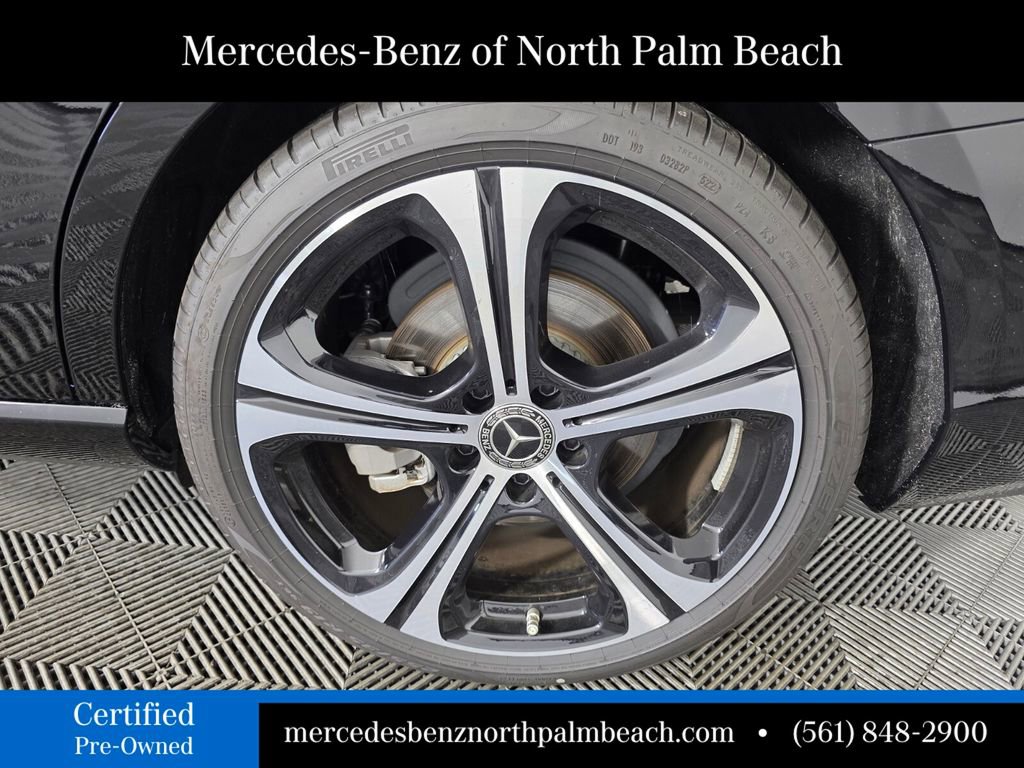 Certified 2025 Mercedes-Benz C 300 Sedan image 17