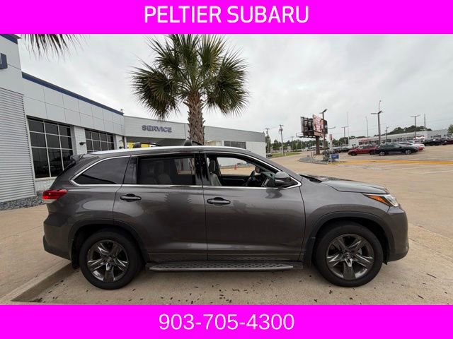 Used 2017 Toyota Highlander Limited Platinum FWD image 20