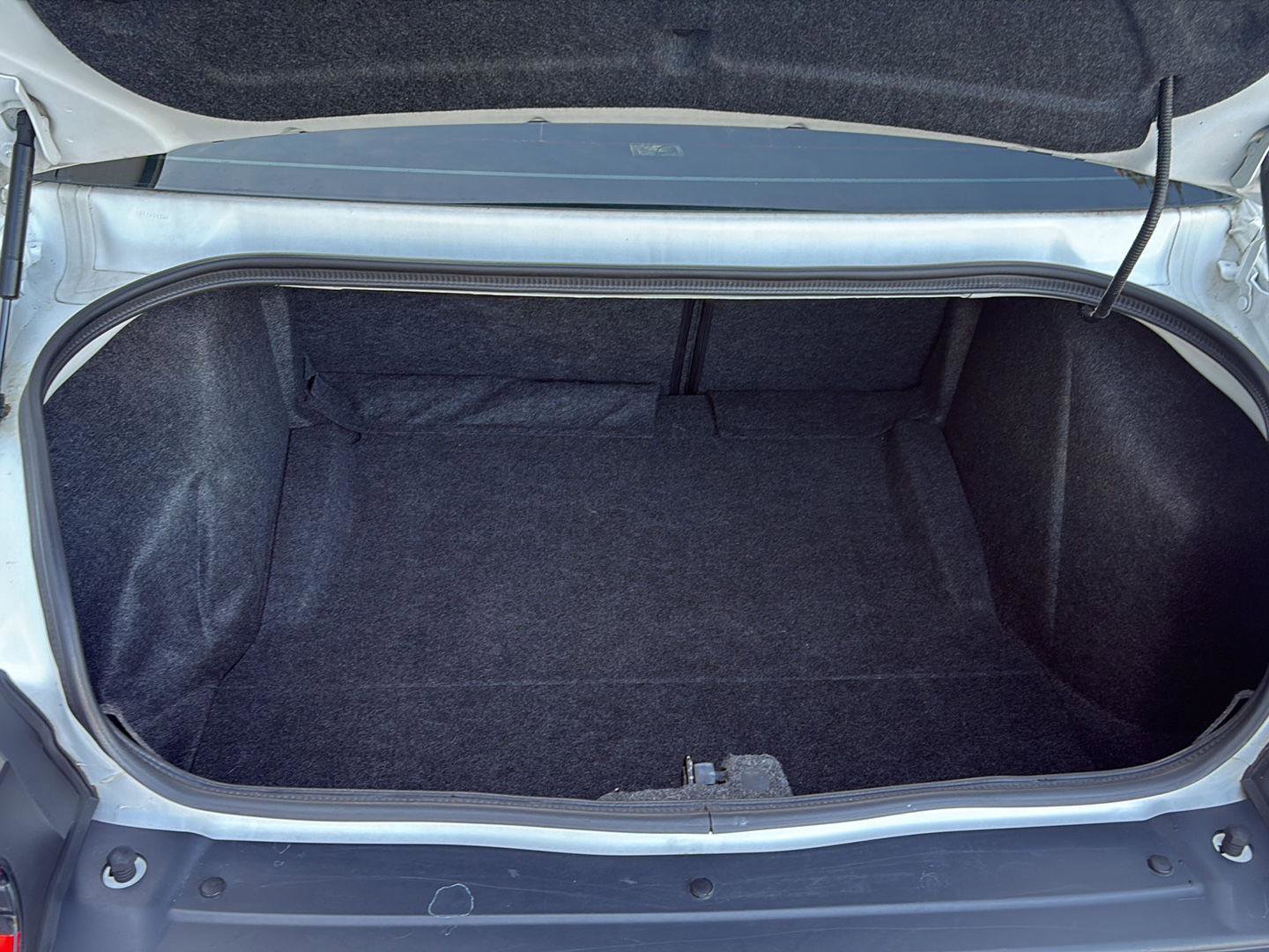 Used 2016 Dodge Challenger R/T Plus image 18