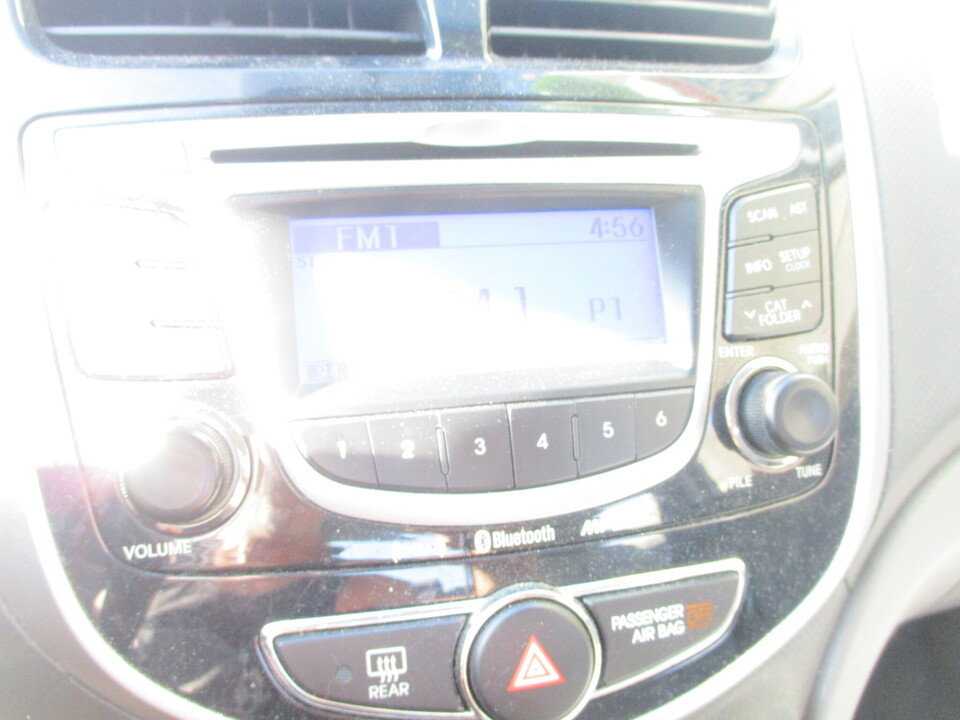 Used 2012 Hyundai Accent GLS w/ Premium Pkg 3 FWD image 29
