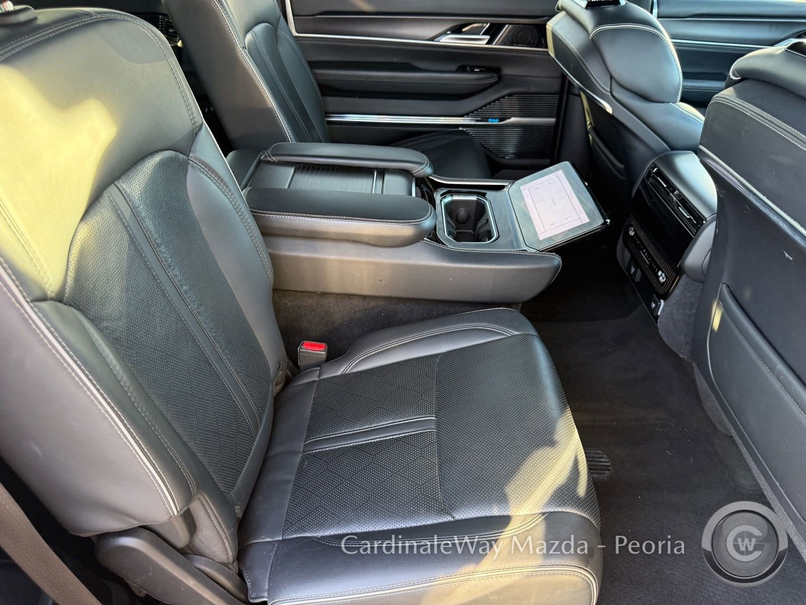 Used 2024 Jeep Grand Wagoneer L Series II w/ Quick Order Packagew 28T image 32