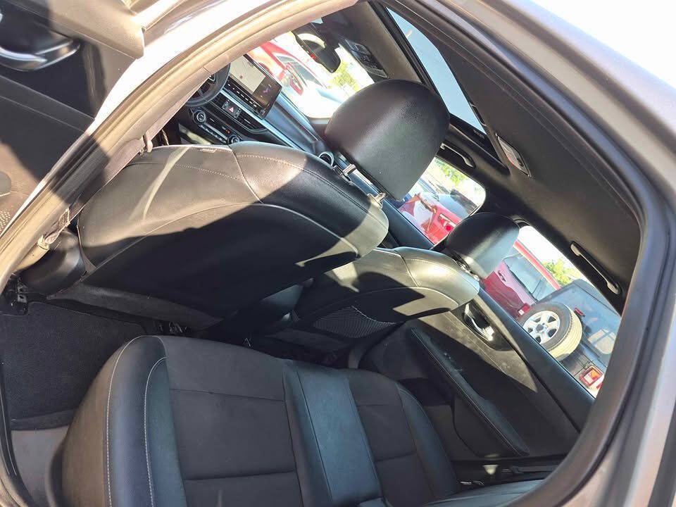 Used 2024 Kia Forte GT-Line w/ GT-Line Premium Package FWD image 17