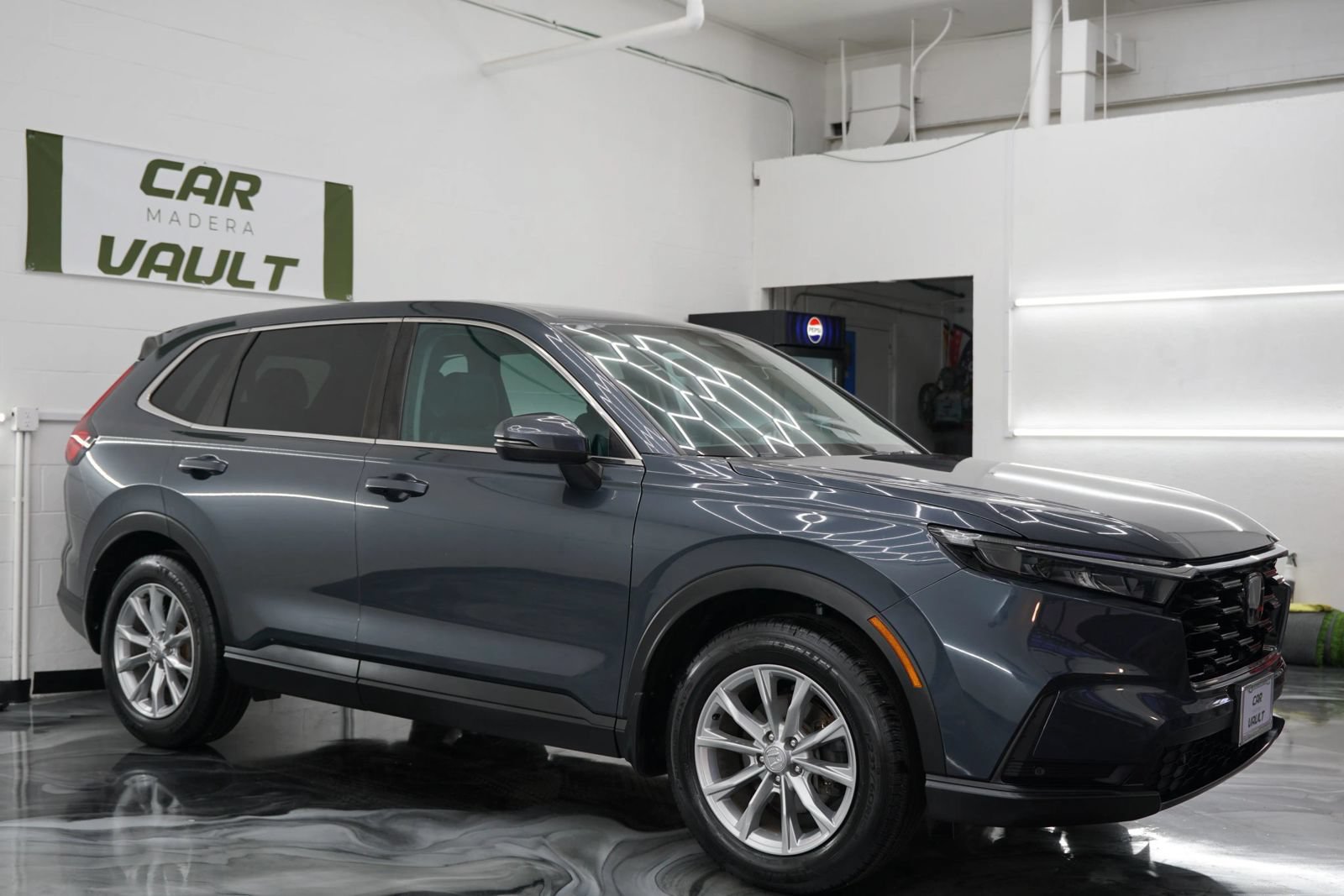 Used 2023 Honda CR-V EX-L image 5