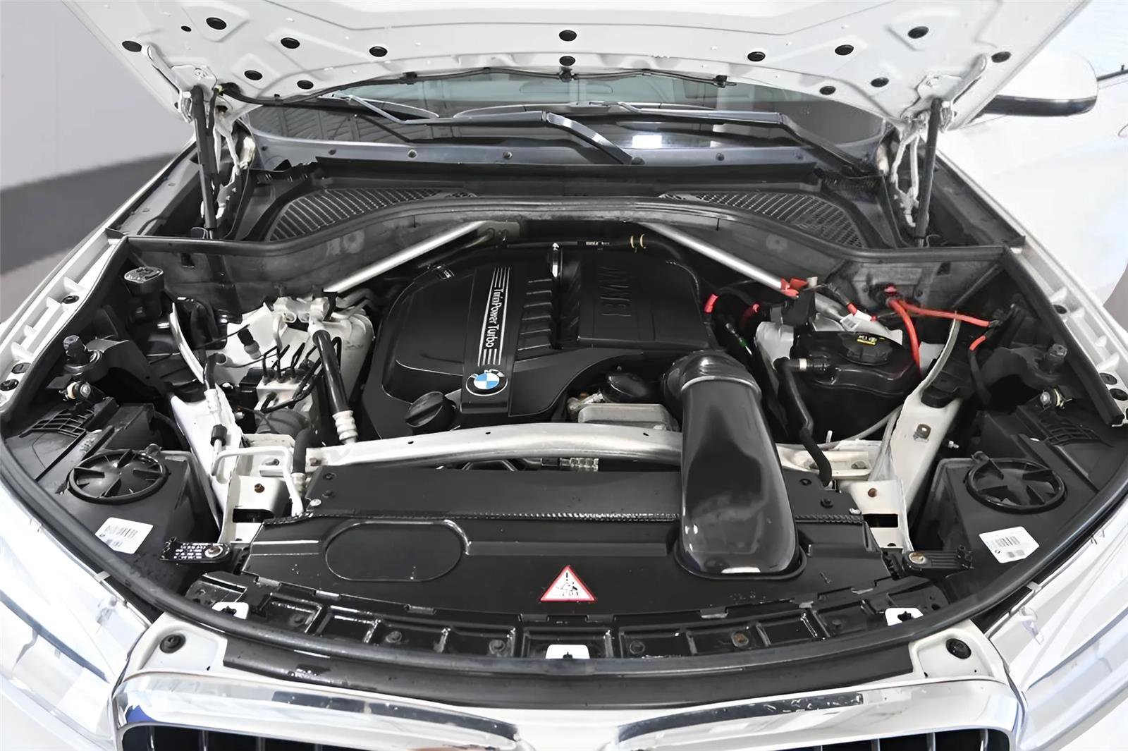 Used 2015 BMW X6 xDrive35i image 35