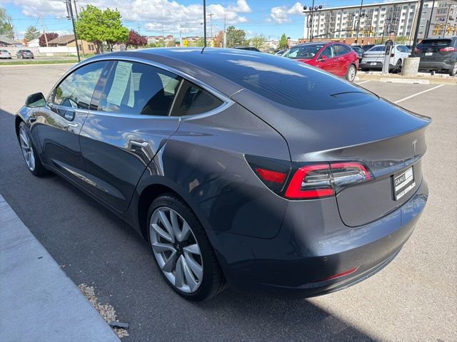 Used 2018 Tesla Model 3 Mid Range RWD image 5