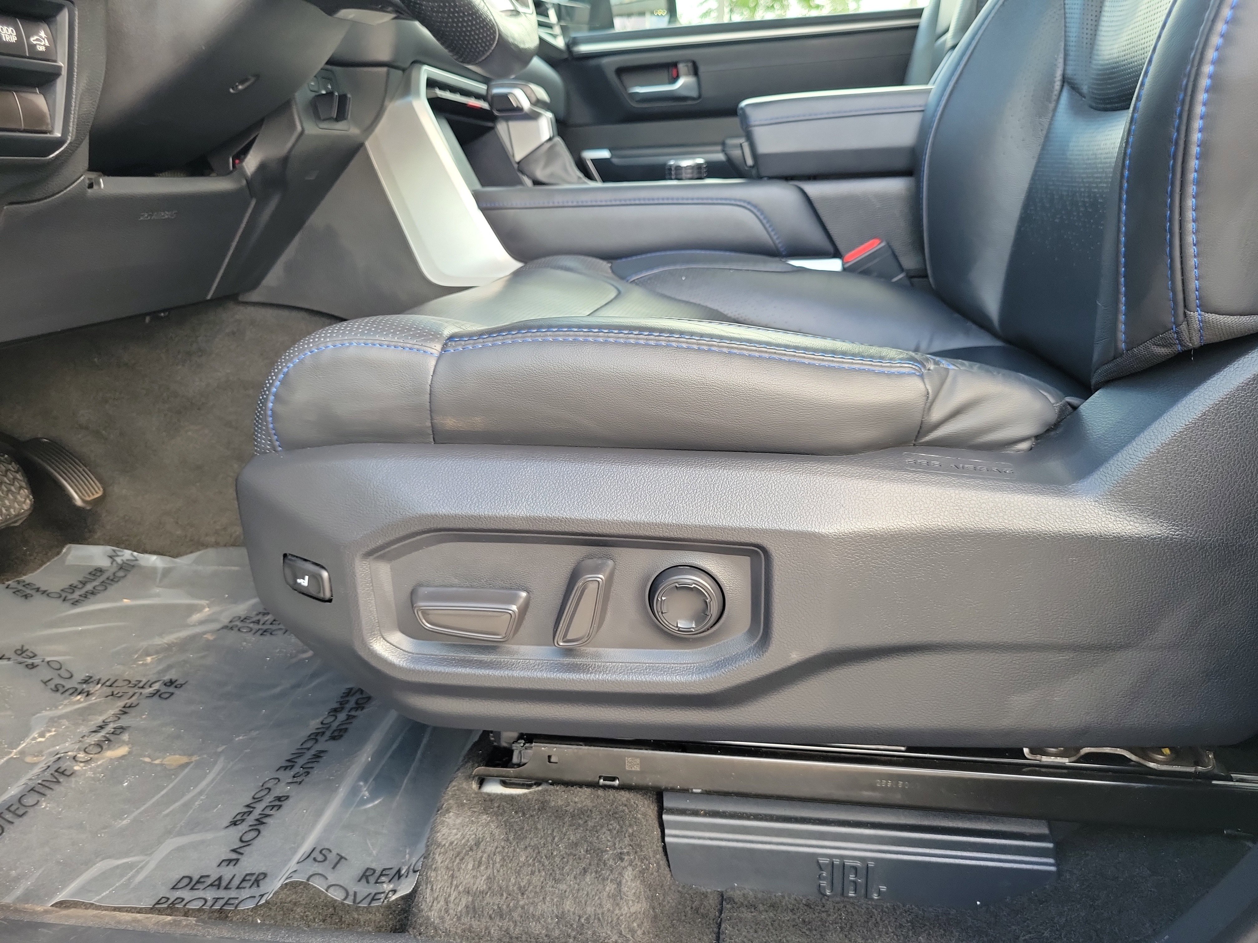 Used 2023 Toyota Tundra Platinum AWD/4WD image 13