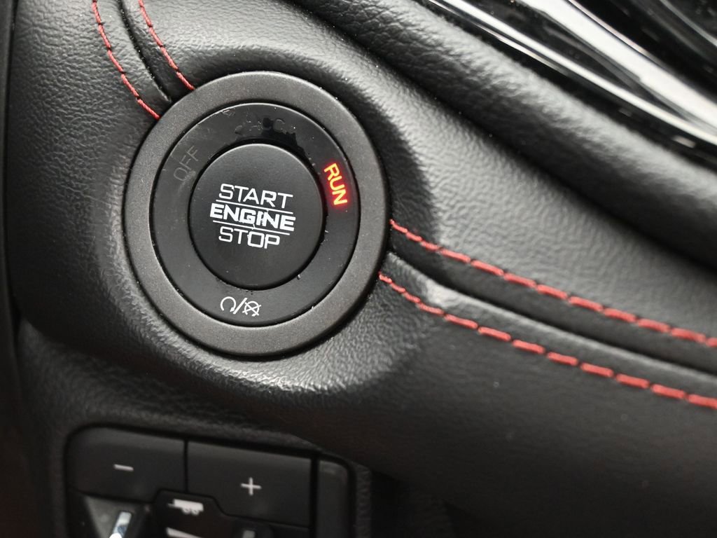 Used 2023 Dodge Durango GT image 35