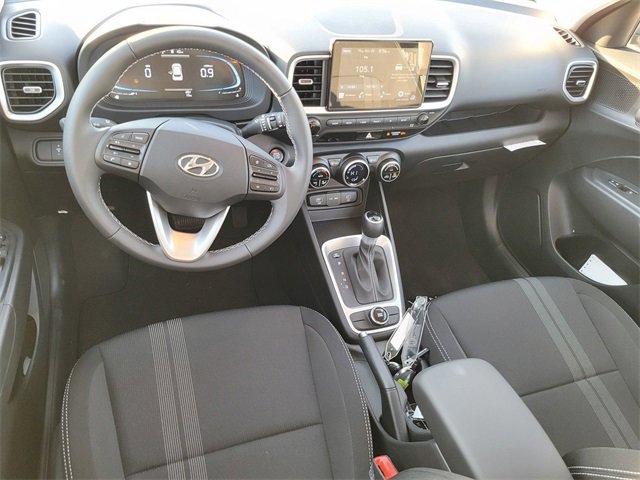 New 2025 Hyundai Venue SEL image 11