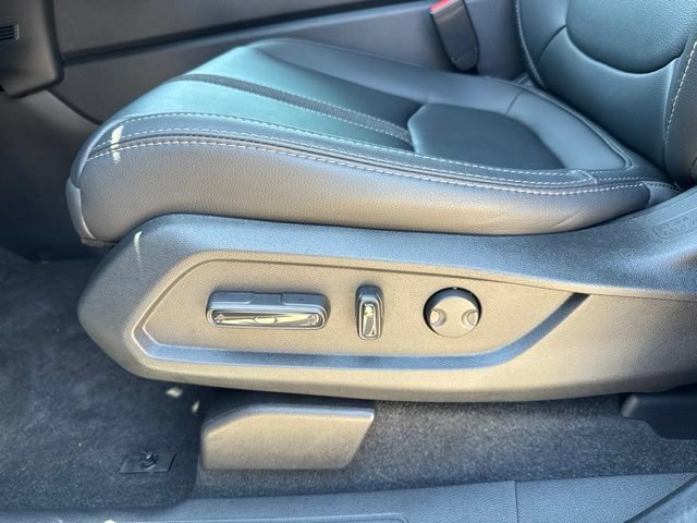 Certified 2025 Honda Pilot Touring image 24