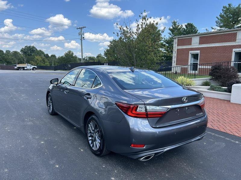 Used 2018 Lexus ES 350 w/ Navigation System Package FWD image 6