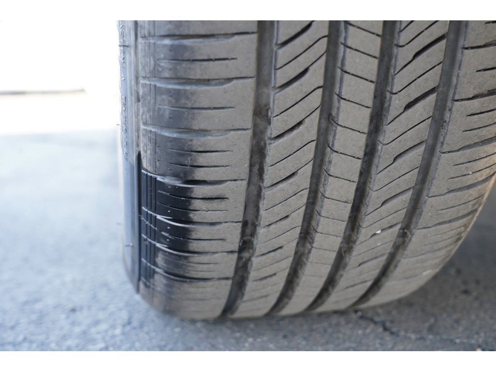 Used 2017 Ford Focus SE image 28