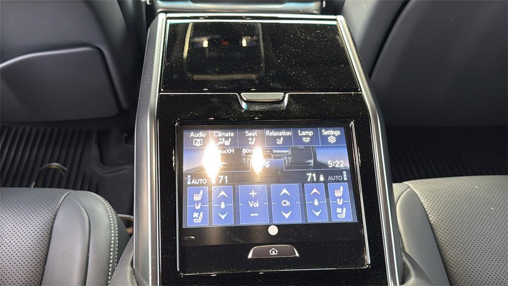 Used 2024 Lexus LX 600 4WD w/ Ultra Luxury Package image 10