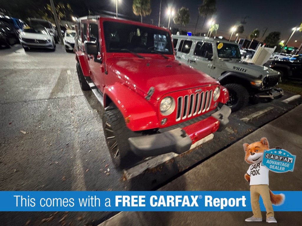 Used 2017 Jeep Wrangler Unlimited Sahara w/ Connectivity Group AWD/4WD image 3