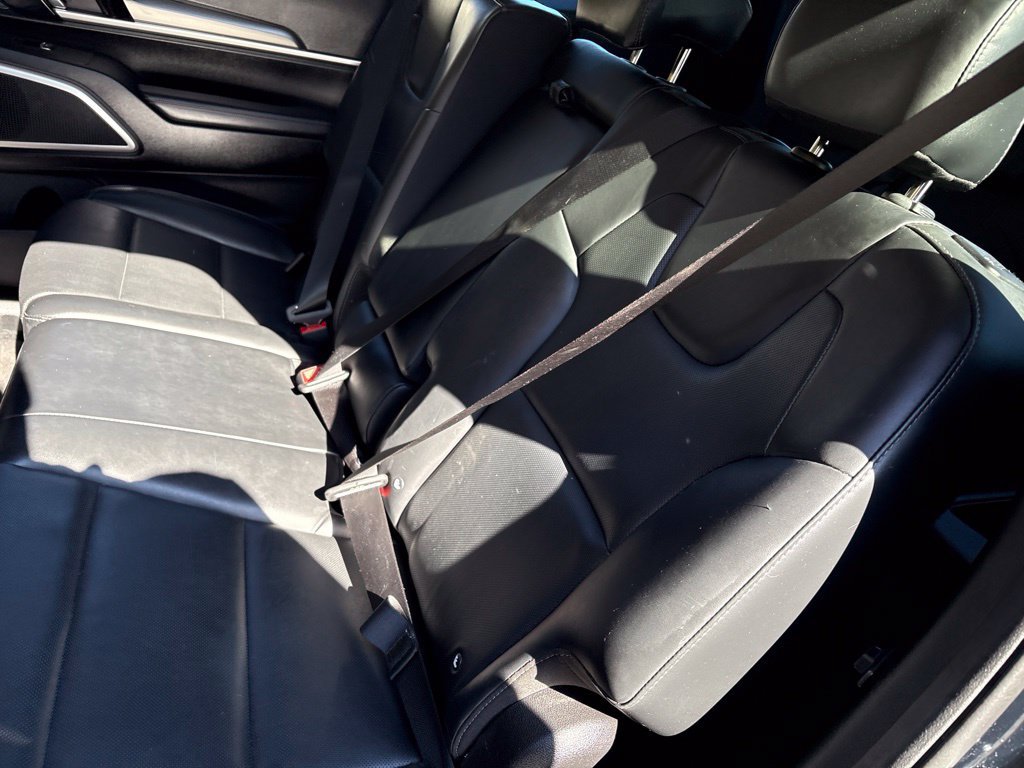 Used 2020 Kia Telluride LX FWD image 10