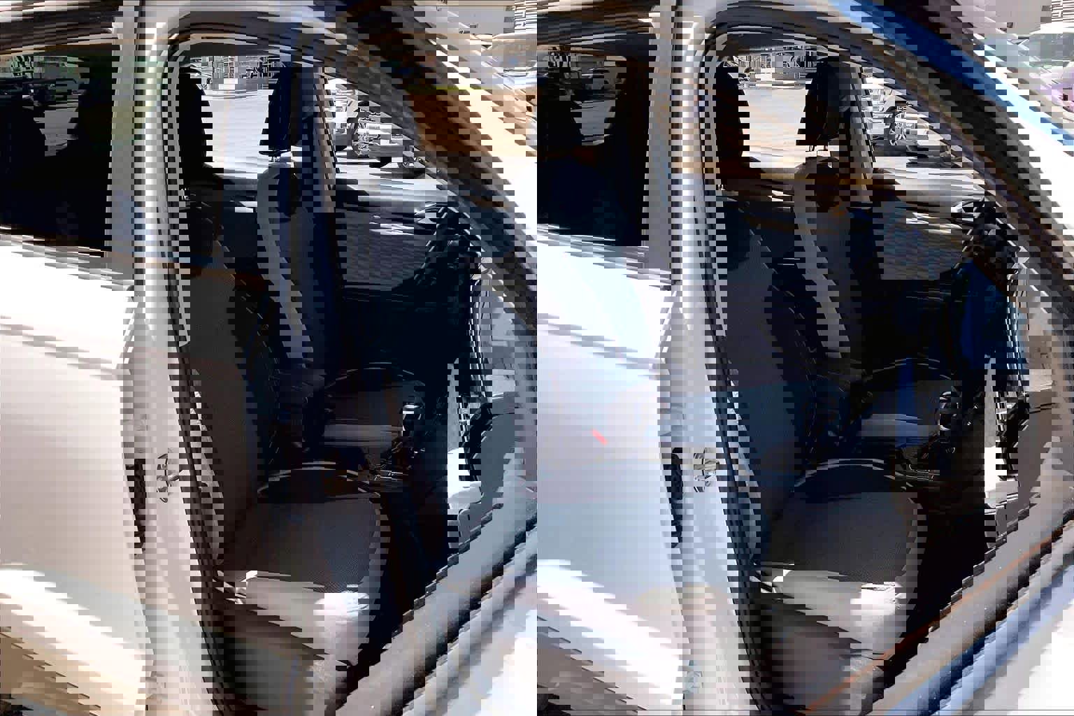 Used 2024 Volkswagen Taos S FWD image 9