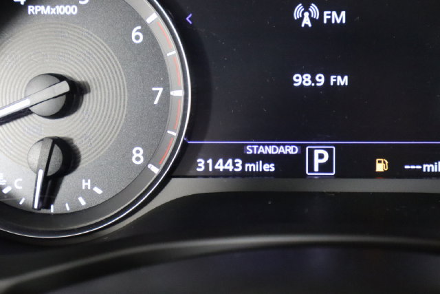 Used 2023 INFINITI QX50 Luxe FWD image 39