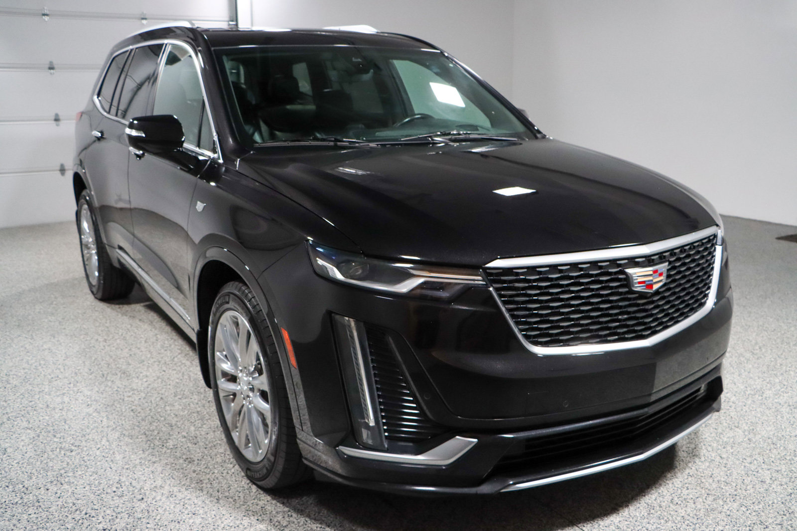 Used 2022 Cadillac XT6 Premium Luxury image 5