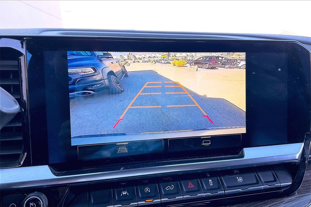 Used 2025 Chevrolet Silverado 1500 LT image 20