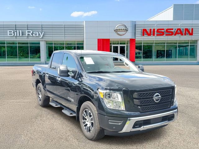 Used 2021 Nissan Titan SV w/ SV Convenience Package
