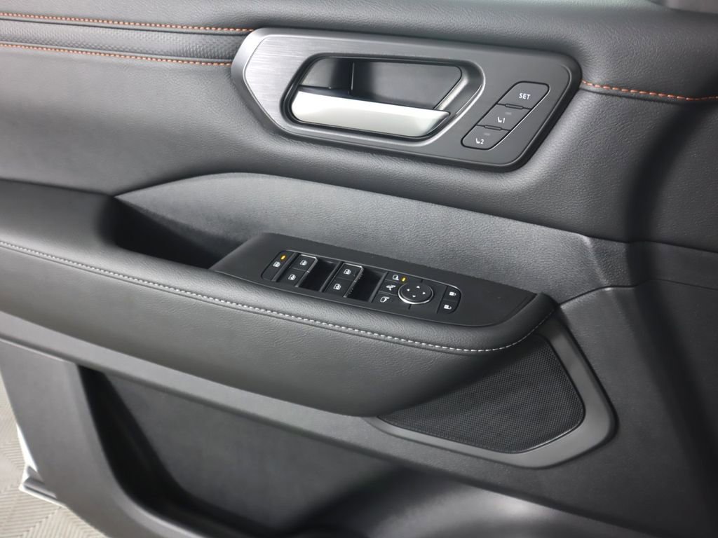 New 2025 Nissan Armada PRO-4X image 20