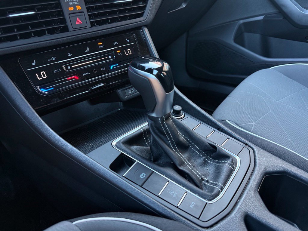 Used 2026 Volkswagen Jetta Sport FWD image 14