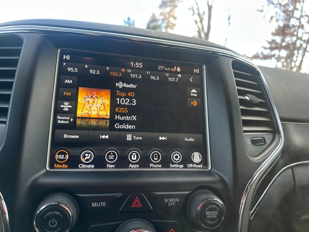 Used 2018 Jeep Grand Cherokee Limited image 9