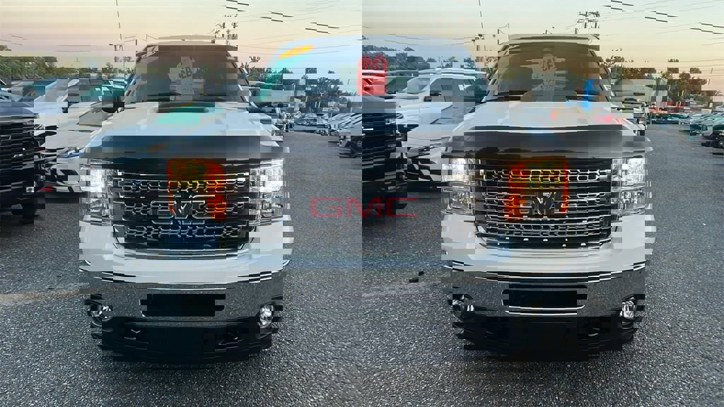 Used 2014 GMC Sierra 2500 SLE w/ SLE Preferred Package image 2