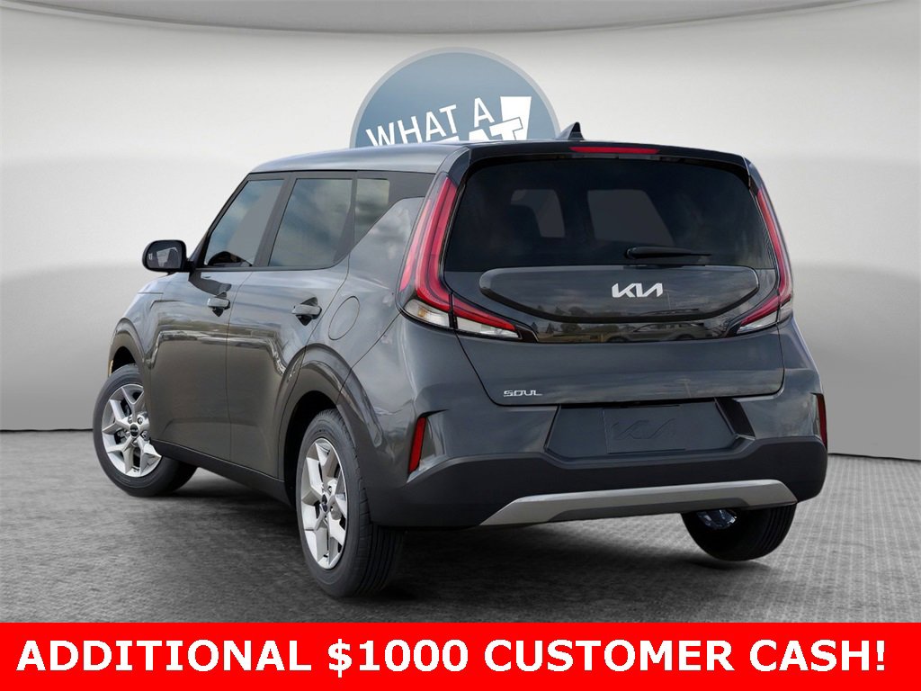 New 2025 Kia Soul LX image 4