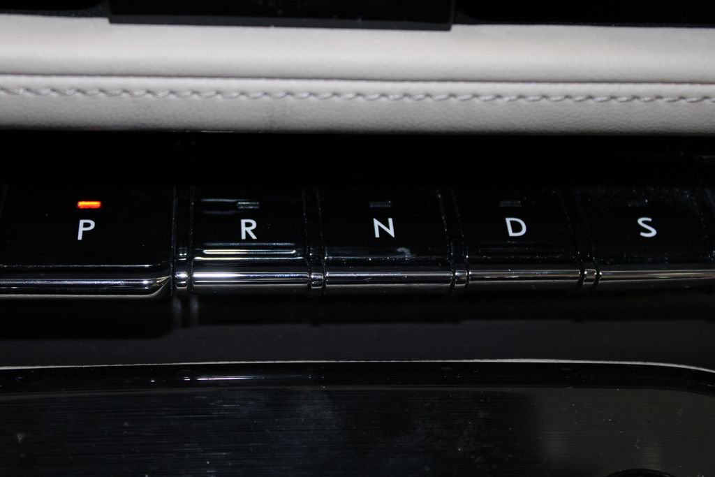 Used 2023 Lincoln Nautilus Reserve w/ Equipment Group 201A image 26