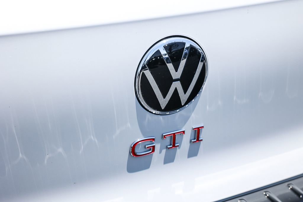 New 2025 Volkswagen GTI Autobahn image 9