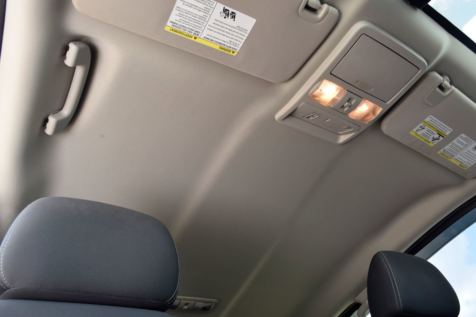 Used 2021 Nissan Titan SV w/ SV Convenience Package RWD image 24
