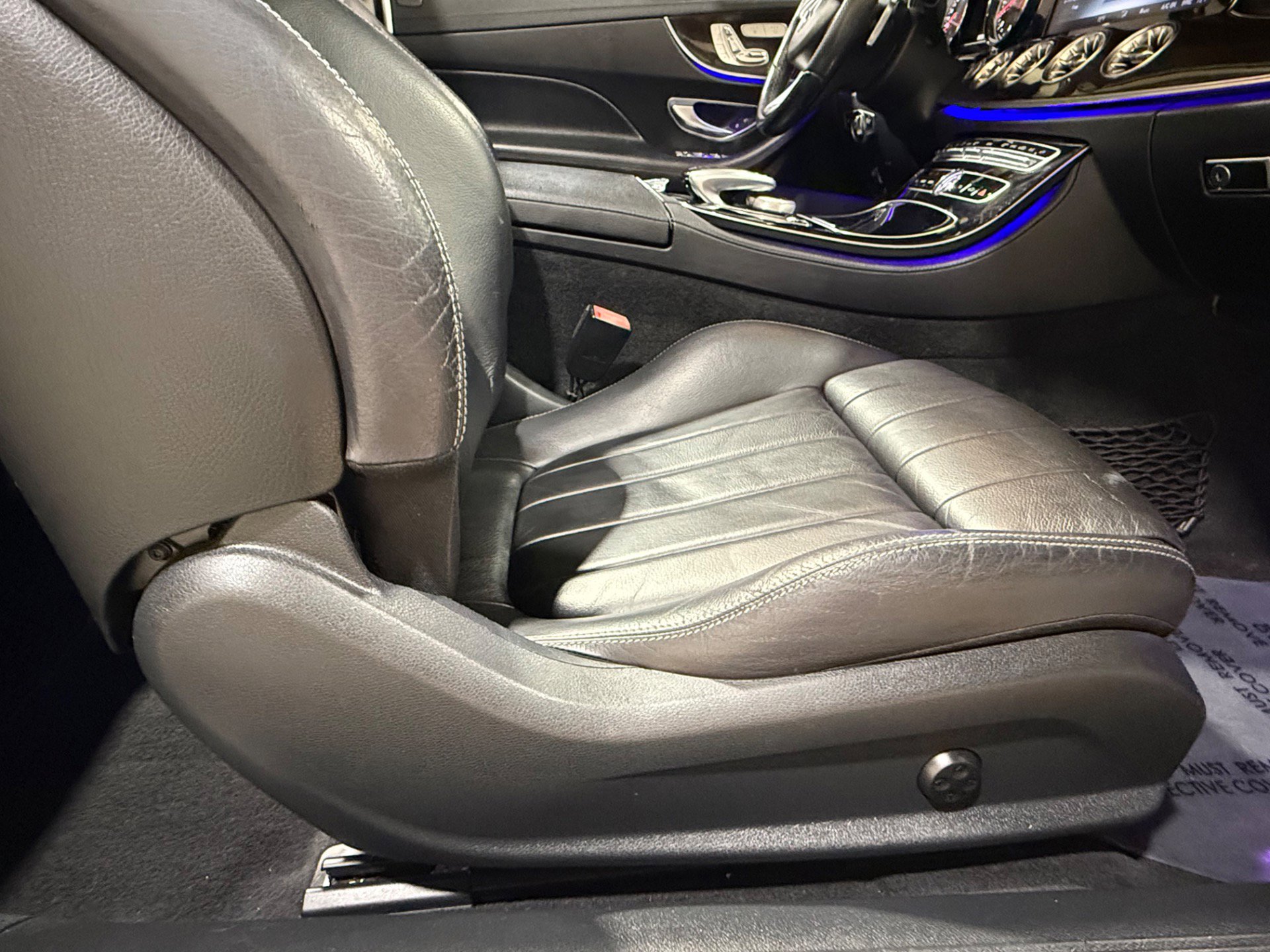 Used 2018 Mercedes-Benz E 400 4MATIC Cabriolet image 27