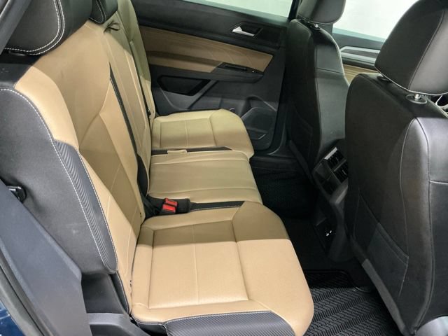 Used 2021 Volkswagen Atlas Cross Sport SE FWD image 17