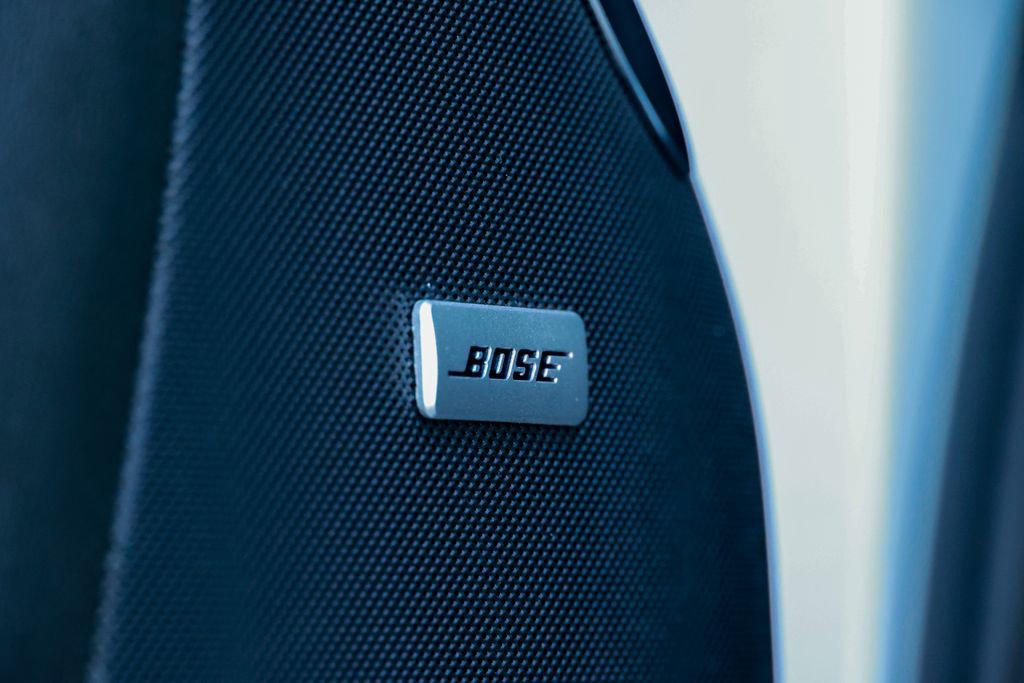 Used 2024 GMC Yukon XL Denali w/ Advanced Technology Package image 35