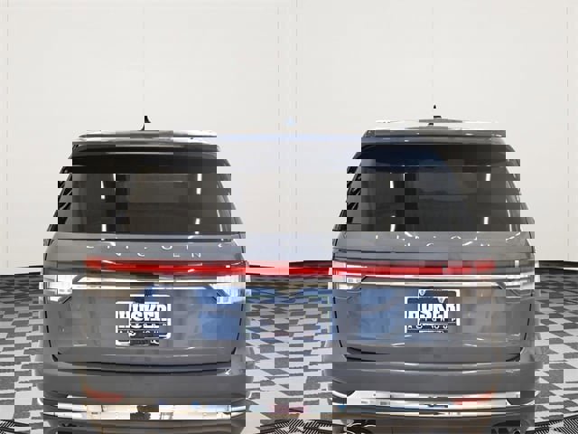 Used 2021 Lincoln Aviator Reserve w/ Equipment Group 202A image 11