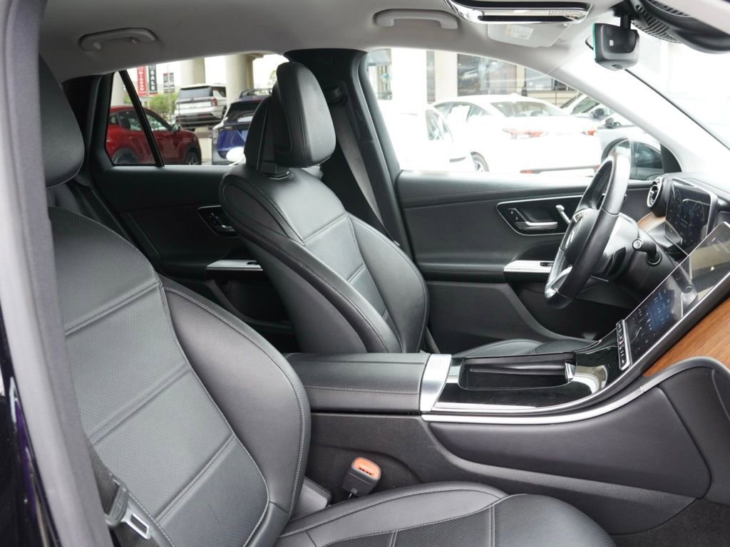 Used 2024 Mercedes-Benz GLC 300 image 19