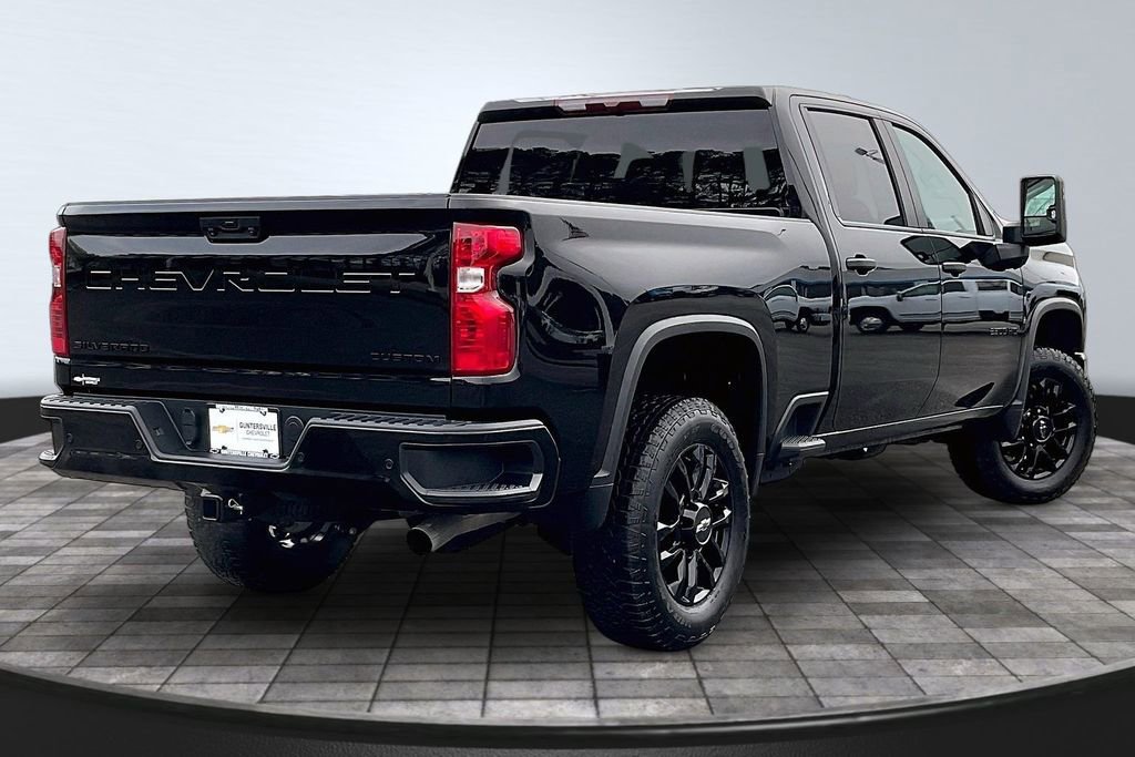 Used 2025 Chevrolet Silverado 2500 Custom w/ Custom Value Package image 2