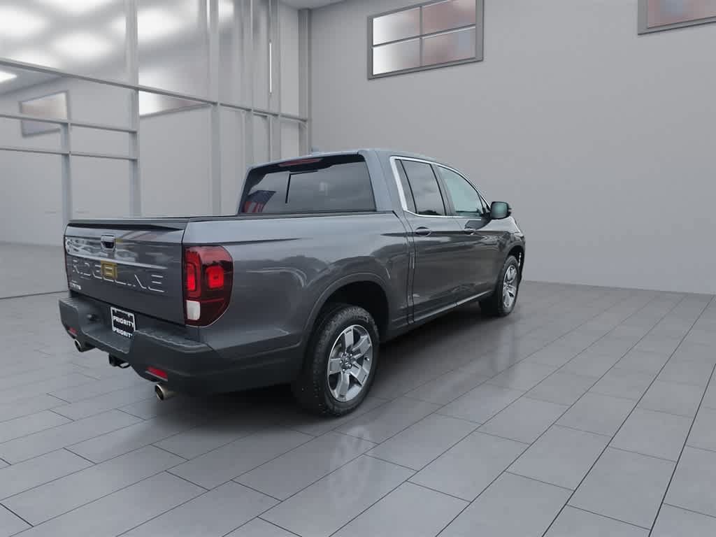 Certified 2025 Honda Ridgeline RTL image 9