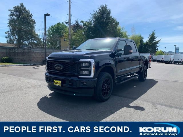 New 2025 Ford F350 XLT w/ Black Appearance Package