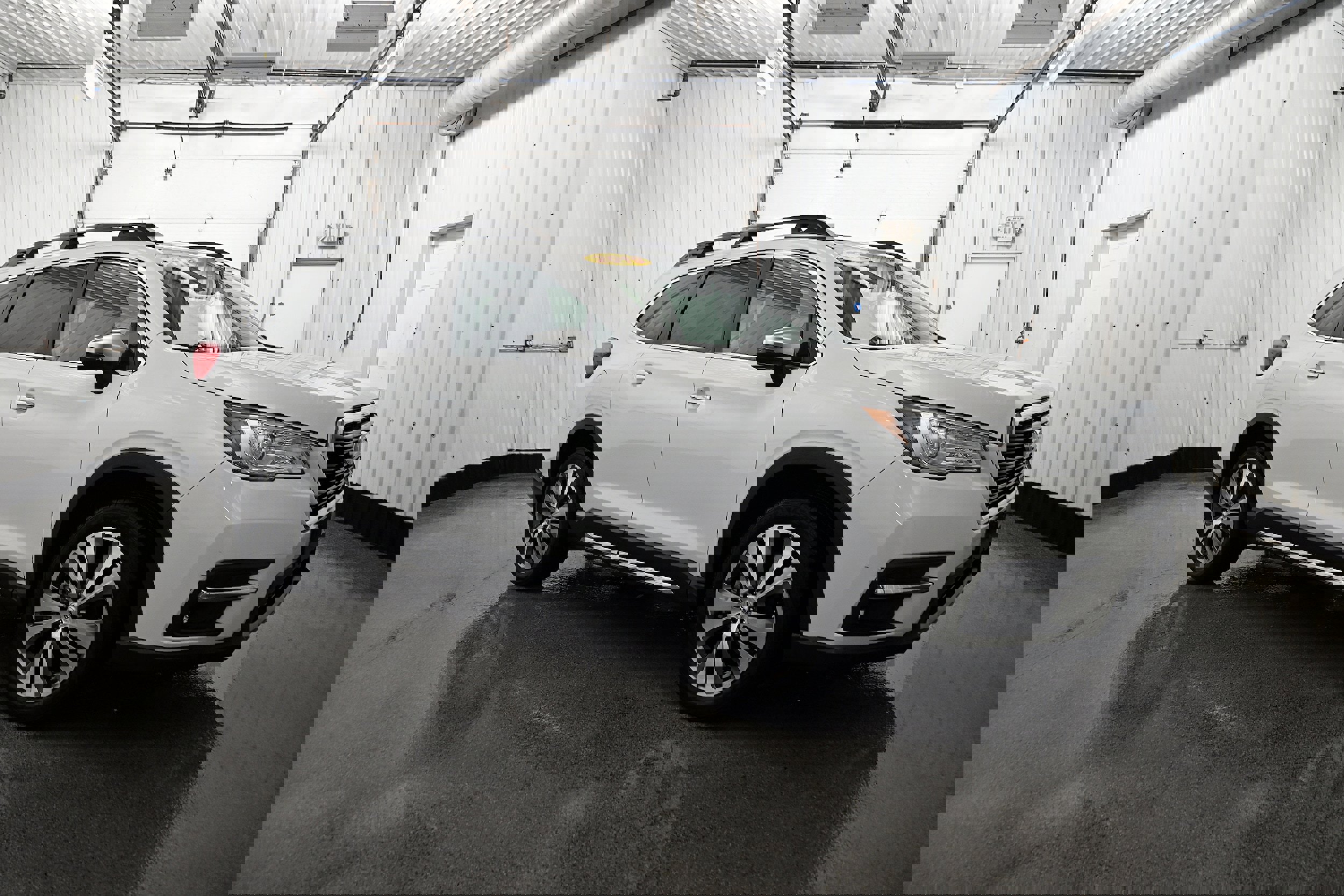 Used 2019 Subaru Ascent Touring image 3