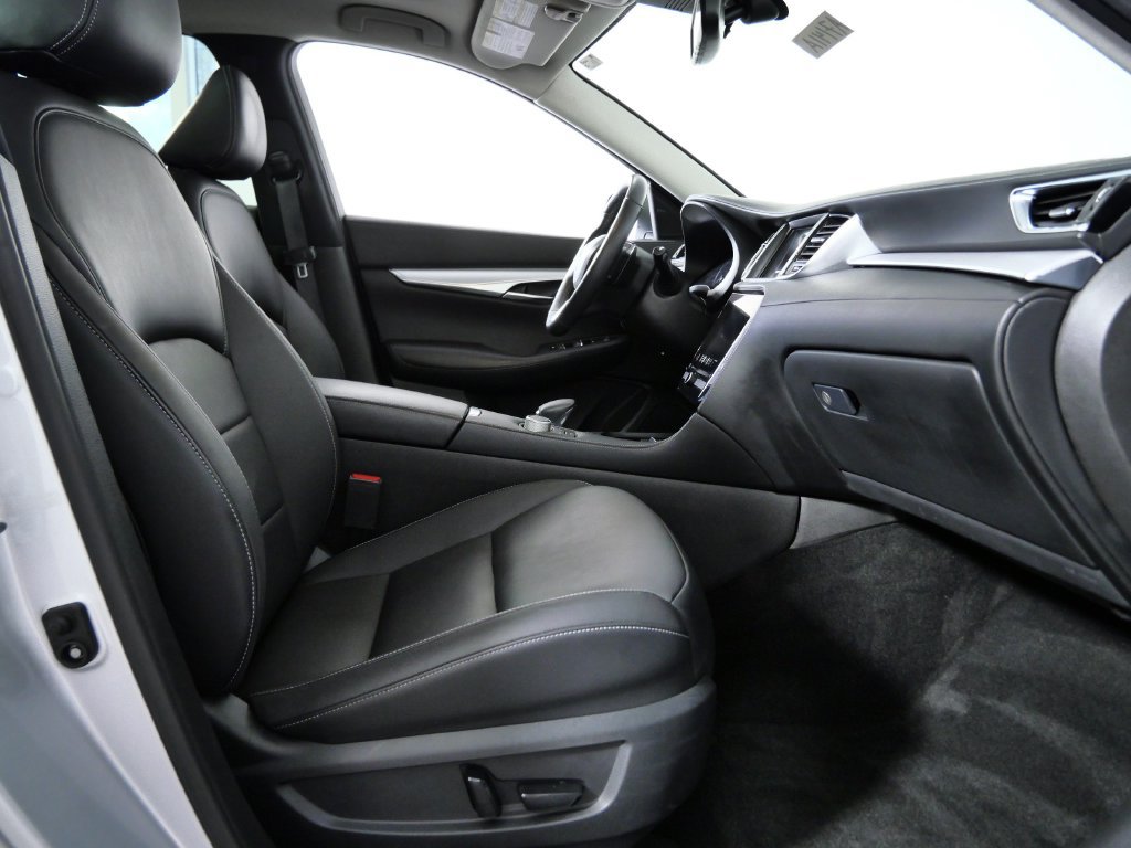 Used 2021 INFINITI QX50 Luxe AWD/4WD image 9