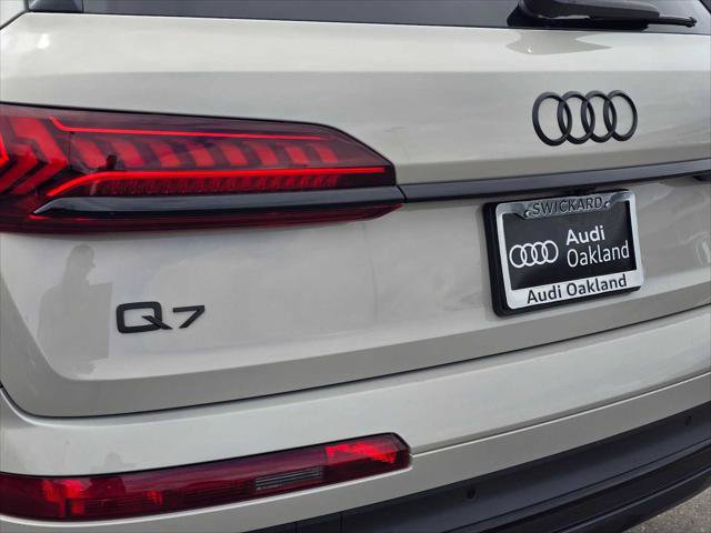 Used 2023 Audi Q7 2.0T Premium Plus AWD/4WD image 13