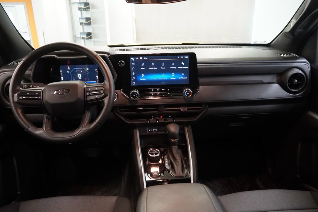 Used 2023 Chevrolet Colorado Trail Boss w/ Advanced Trailering Package AWD/4WD image 9