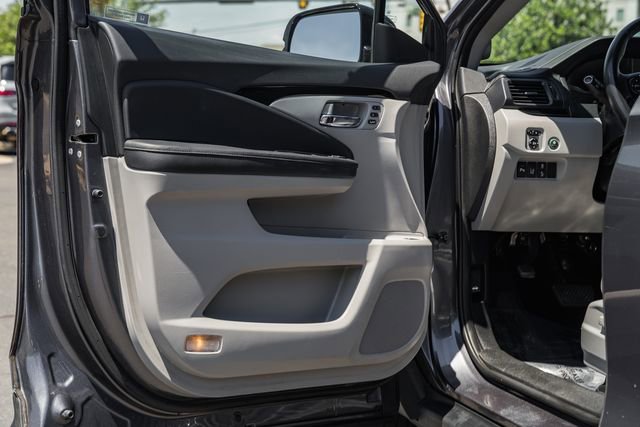 Used 2017 Honda Pilot Touring image 43