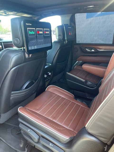 Used 2023 GMC Yukon Denali Ultimate AWD/4WD image 10