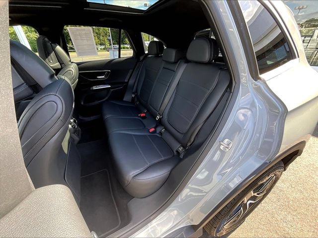 Used 2026 Mercedes-Benz GLC 300 4MATIC image 24