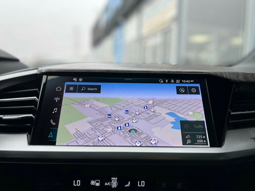 Used 2023 Audi Q4 e-tron Premium Plus w/ Premium Plus image 23